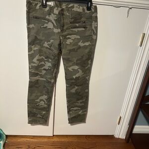 GAP Khaki Camouflage Cargo Pants